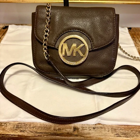 Michael Kors Brown Leather Mini Bag with Gold Logo - Picture 2 of 4